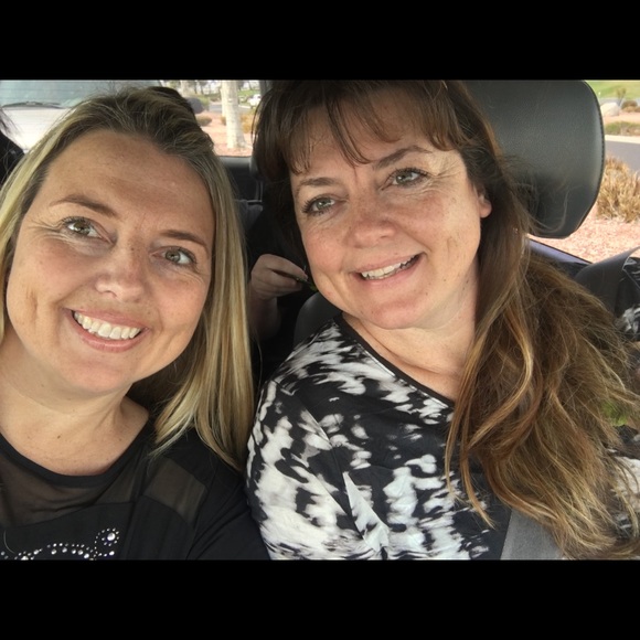 Meet your Posher, Sierra - Picture 5 of 6